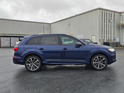 2022 Audi Q7 55 Premium Plus quattro