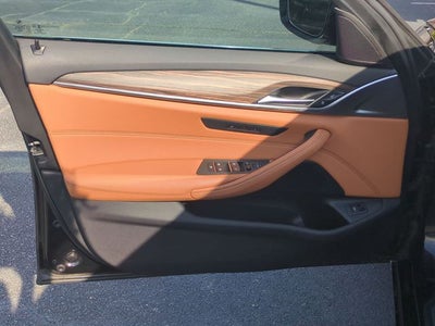 2023 BMW 5 Series 530i