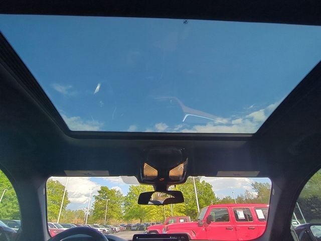 2023 BMW 5 Series 530i