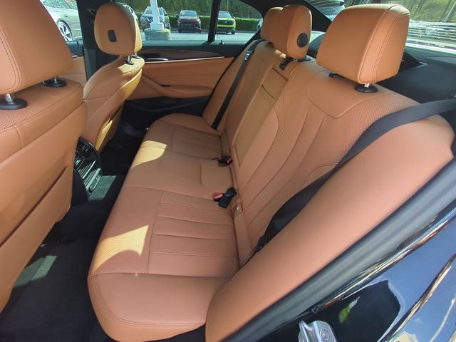 2023 BMW 5 Series 530i