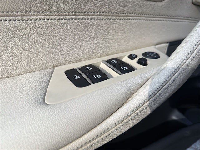 2022 BMW 5 Series 540i