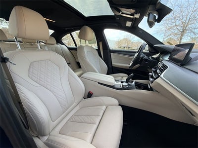 2022 BMW 5 Series 540i