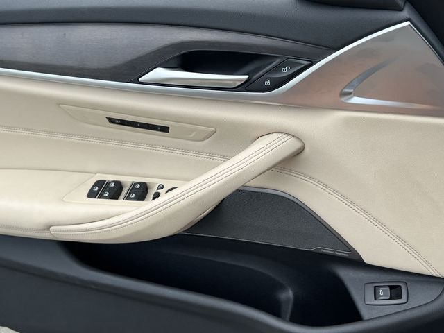 2022 BMW 5 Series 540i
