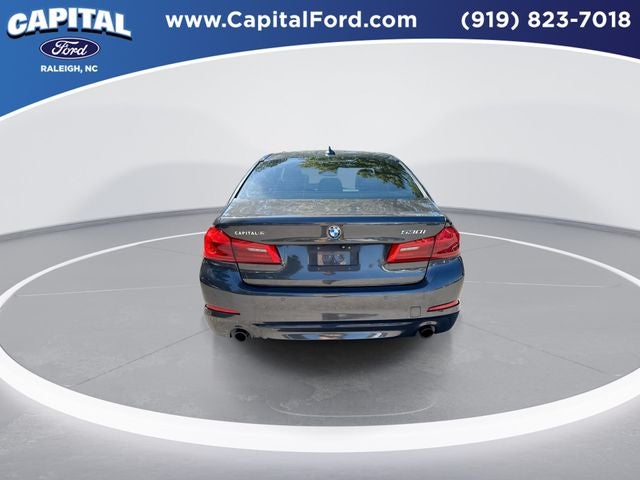 2018 BMW 5 Series 530i