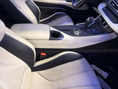 2019 BMW i8 Base