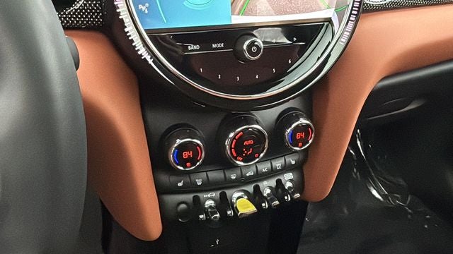 2024 MINI Cooper SE Electric Signature