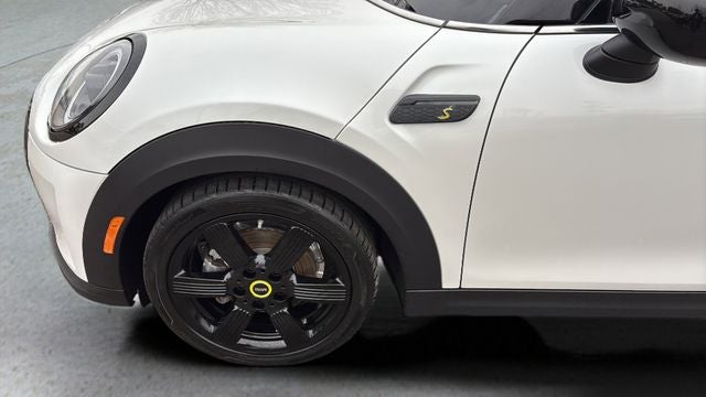2024 MINI Cooper SE Electric Signature