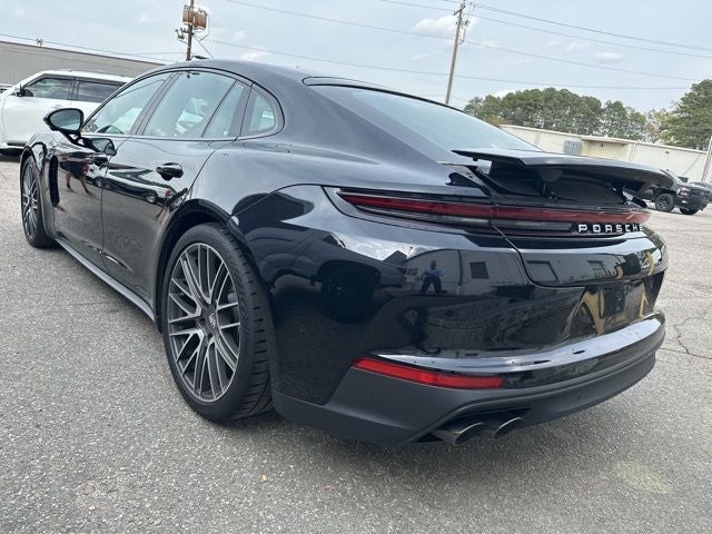2024 Porsche Panamera Base