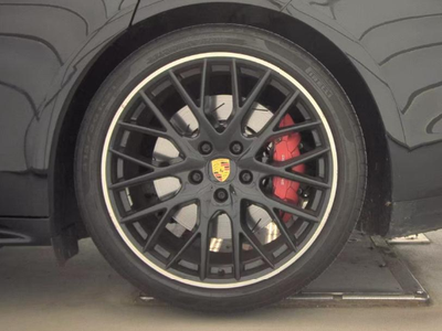 2017 Porsche Panamera Turbo