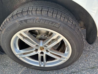 2019 Porsche Macan SUV