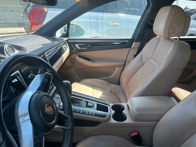 2019 Porsche Macan SUV