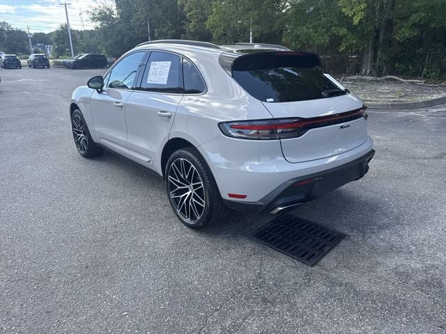 2025 Porsche Macan Base