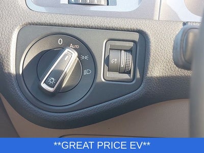 2015 Volkswagen e-Golf SEL Premium
