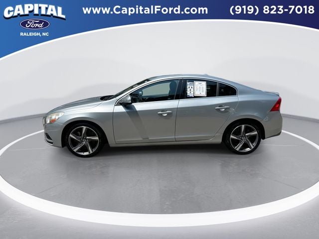 2013 Volvo S60 T6 R-Design