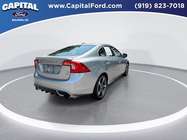 2013 Volvo S60 T6 R-Design