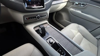 2023 Volvo XC90 B6 Core