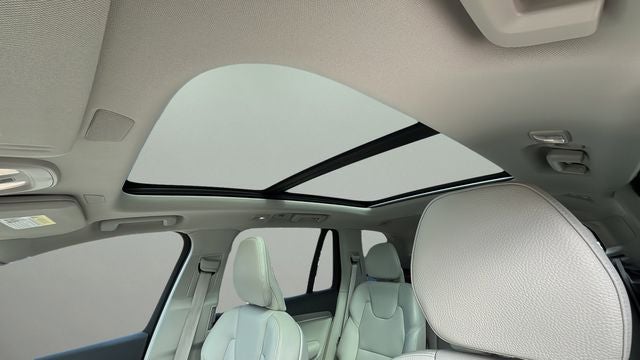 2023 Volvo XC90 B6 Core
