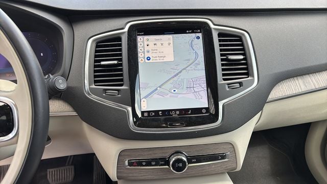 2023 Volvo XC90 B6 Core