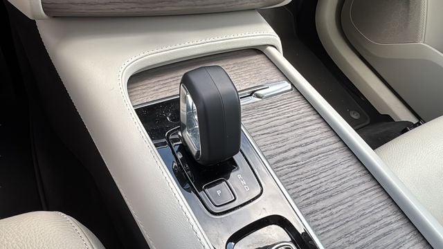 2023 Volvo XC90 B6 Core