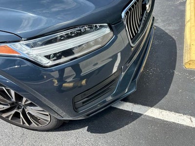 2022 Volvo XC90 T5 Momentum