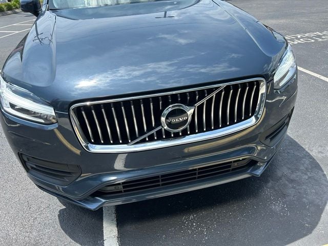 2022 Volvo XC90 T5 Momentum