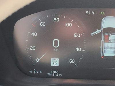 2021 Volvo XC60 T5 Momentum