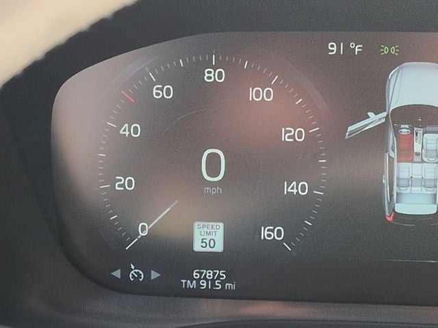 2021 Volvo XC60 T5 Momentum