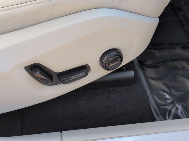 2021 Volvo XC60 T5 Momentum
