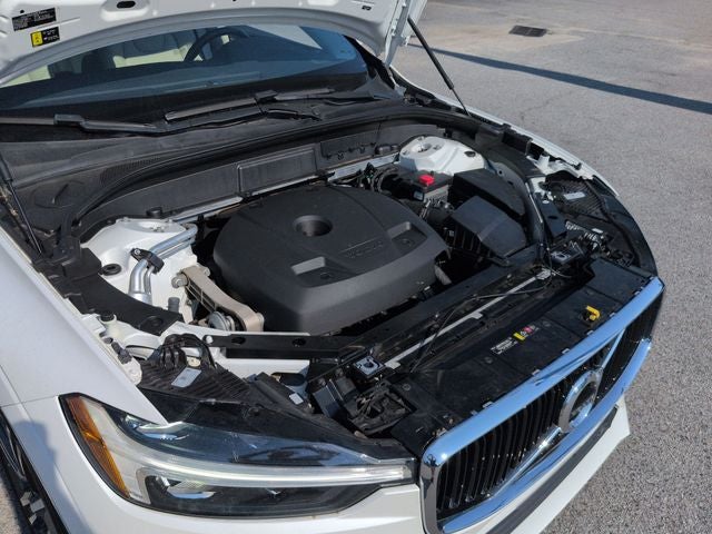 2021 Volvo XC60 T5 Momentum
