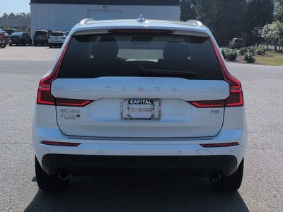 2021 Volvo XC60 T5 Momentum