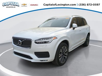 2021 Volvo XC90 T6 Momentum