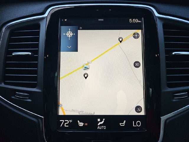 2017 Volvo XC90 T6 Momentum