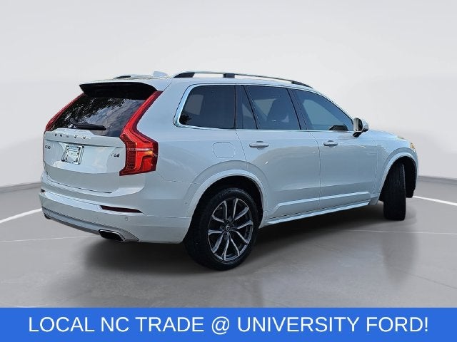 2017 Volvo XC90 T6 Momentum