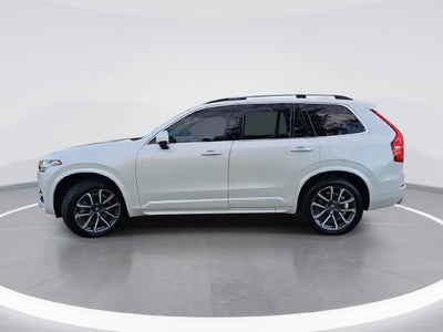 2017 Volvo XC90 T6 Momentum