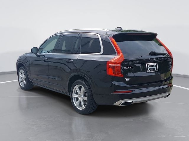 2020 Volvo XC90 T6 Momentum