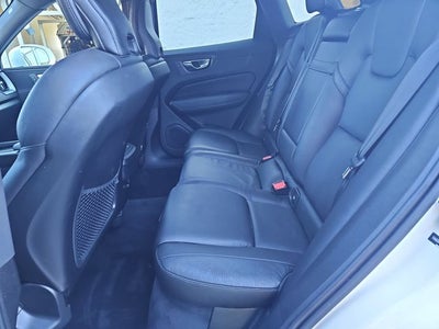 2019 Volvo XC60 T6 Momentum