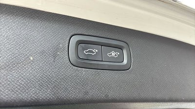 2022 Volvo XC90 Recharge Plug-In Hybrid T8 Inscription 7 Passenger