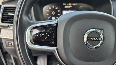2022 Volvo XC90 Recharge Plug-In Hybrid T8 Inscription 7 Passenger