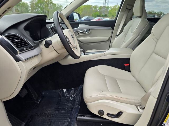 2023 Volvo XC90 B5 Core