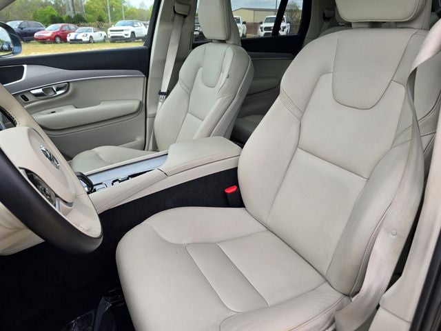 2023 Volvo XC90 B5 Core