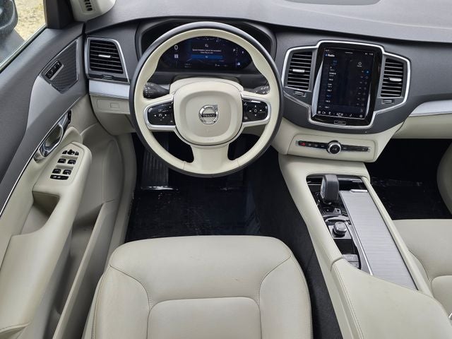 2023 Volvo XC90 B5 Core