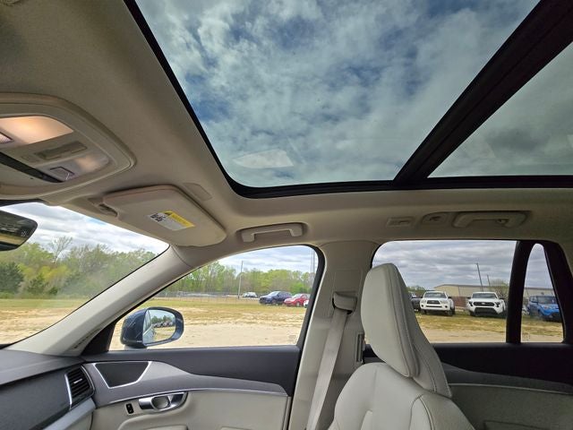 2023 Volvo XC90 B5 Core