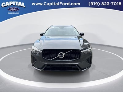 2024 Volvo XC60 B5 Plus Dark Theme
