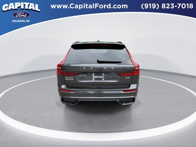 2024 Volvo XC60 B5 Plus Dark Theme