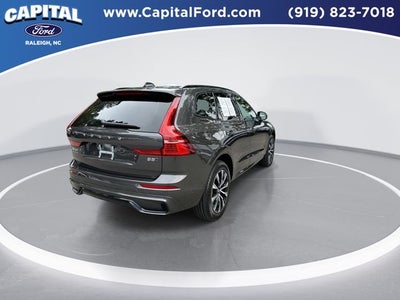 2024 Volvo XC60 B5 Plus Dark Theme