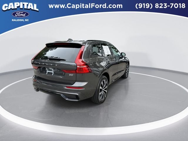2024 Volvo XC60 B5 Plus Dark Theme