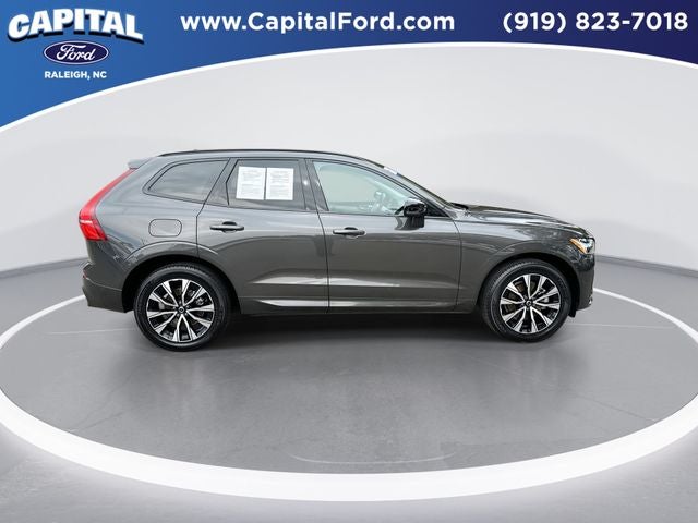 2024 Volvo XC60 B5 Plus Dark Theme