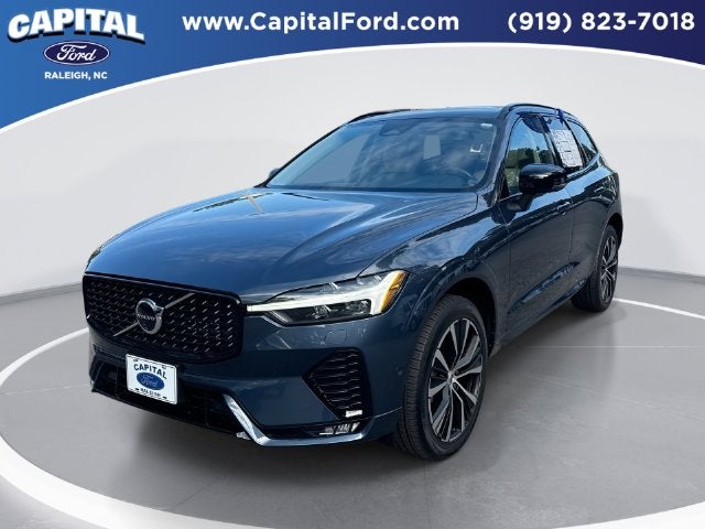 2025 Volvo XC60 B5 Plus