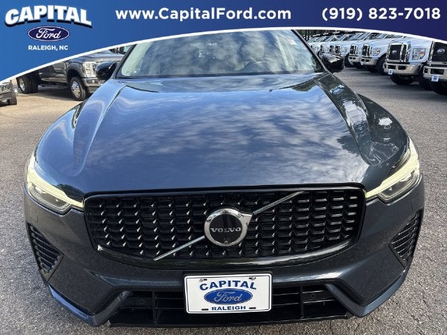 2025 Volvo XC60 B5 Plus