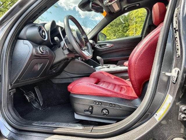 2023 Alfa Romeo Giulia Veloce